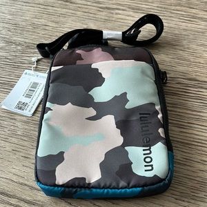 Lululemon Easy Access crossbody bag NWT - LAST ONE